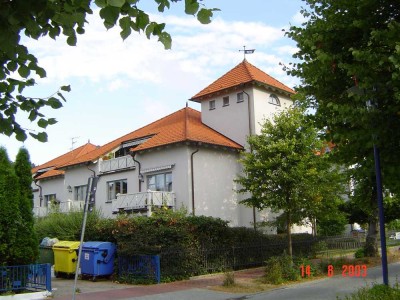 Freundliche 2-Zimmer-Wohnung mit Balkon und Einbauküche in Graal-Müritz