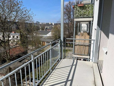 Gemütliche Kaßbergwohnung mit großem Balkon