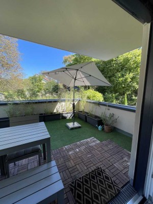 **moderne 4-Zimmer Wohnung mit Dachterrasse**