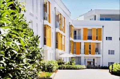 Top lichtdurchflutete 2-Zimmer-Wohnung mit Terrasse für den anspruchsvollen Single