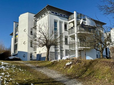 3-Zimmer-Penthouse-Wohnung mit Top EBK, neuen Bädern uvm.