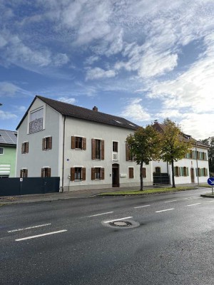 Luxuriöse Studiowohnung, barrierefrei mit Befreiungshalleblick