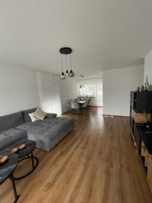 Lichtdurchflutete 4-Zimmer Wohnung in ruhiger Wohnlage!