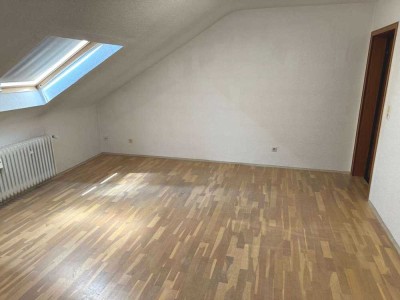 2,5 Zimmer Dachgeschosswohnung "Ober-Roden" max. 2 Personen