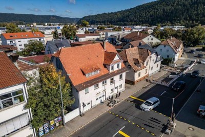Zweifamilien- und Geschäftshaus mit Werkstatt – vielseitig nutzbar für Wohnen und Gewerbe