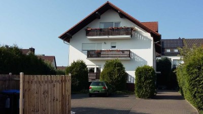 Gepflegte und gemütliche 2-Zimmer–Wohnung mit Balkon und Einbauküche in Usingen