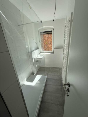 Neu sanierte 2-Zimmer-Wohnungen in Nürnberg (2. OG rechts/ links und 3. OG rechts/ links)