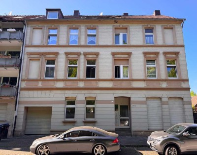 Attraktives 8-Parteienhaus mit 4 Garagen in Bulmke-Hüllen