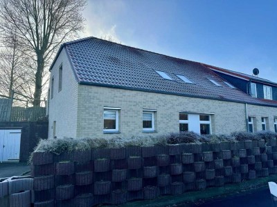 Sanierte Erdgeschosswohnung mit Terrasse – Ihr neues Zuhause - nahe der Küste