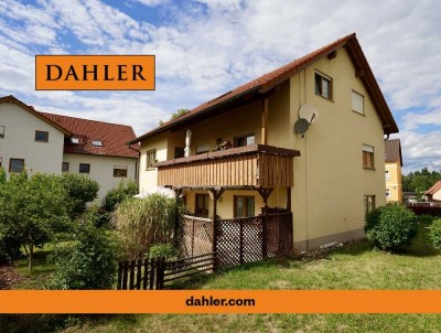 Attraktive Vier-Raum-Wohnung mit Gartenanteil und Stellplatz