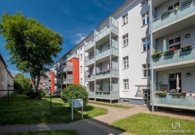 2-Raum-Wohnung mit amerikanischer Küche