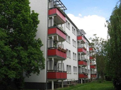 Familienfreundliches Wohnen im Siedlungsgebiet- Balkon- Stellplatz- Taborer Straße 11