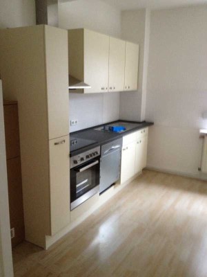 Preiswerte, gepflegte helle 3-Zimmer Dachgeschosswohnung