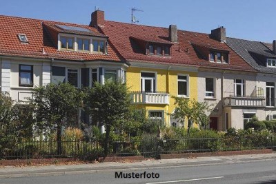 Schöne große Maisonette-Wohnung mit Stellplatz