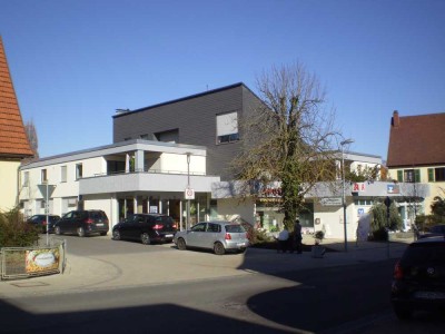 Malmsheim: Traumhaft,riesige Etagenwohnung mit überdachten Balkon u. Terrasse, Garage, Stellpl.uvm.