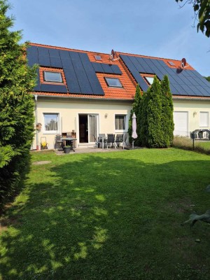 Sonniges Reihenmittelhaus in Schwarzenbruck / OT Lindelburg sofort frei