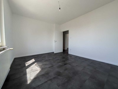 ca. 48m² vollständig renovierte 2-Zimmer Wohnung in Uni-Nähe