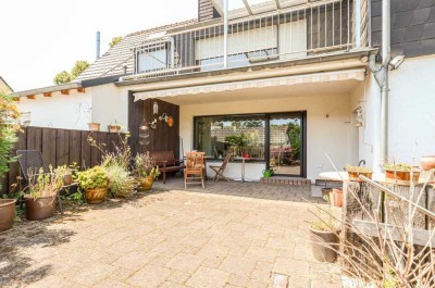Doppelhaushälfte in familienfreundlicher Lage * große Terrasse * Balkon * Garage * massives Gartenha
