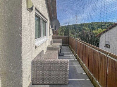 Kapitalanlage – vermietete Dachgeschosswohnung mit Balkon, Garage und Stellplatz
