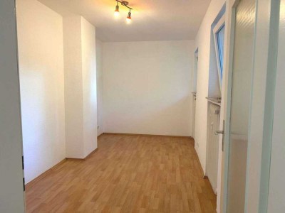 Schöne 1 Zimmer Wohnung in ruhiger Lage von Niederrad