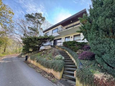 Gepflegtes EFH, Waldrandlage mit Fernblick, in Heimbach, OT Hausen zu verkaufen