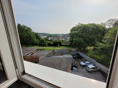 Ideal für Pendler - Schöne möblierte 2 Zimmer-Wohnung mit Loggia in Wuppertal