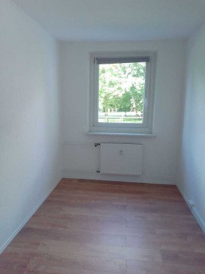 Helle 4-Zimmer-Wohnung in Sellin mit grünem Ausblick