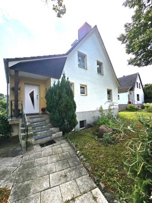 Ländlicher Charme trifft Ostseenähe- Solides, freist. EFH mit ausg.. Keller und großem Garten