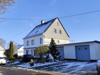 Großes Familienhaus mit viel Potential und unverbaubarem Weitblick.