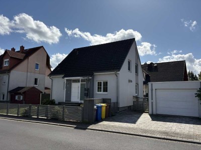 Einfamilienhaus mit 7 Zimmern und Garage in Bruchköbel