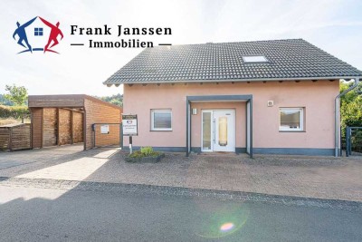 Freistehendes Einfamilienhaus mit Carport in Kerpen - Baujahr 2012 - Sonnenterrasse & Waldsicht