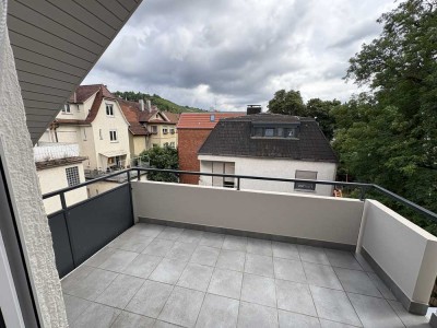 Moderne 3-Zimmer Wohnung mit Balkon und Blick auf die Weinberge
