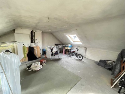 *VIEL POTENZIAL MITTEN IN BILK* - AUSBAURESERVE IM DACH