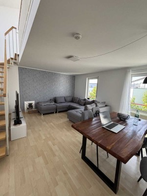 Helle Maisonette Wohnung in S-Bahn Nähe!
