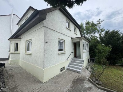 125 Jahre Geschichte – und jetzt kommt Ihre: Familienhaus in Top-Lage am Kapellenberg, Pfuhl