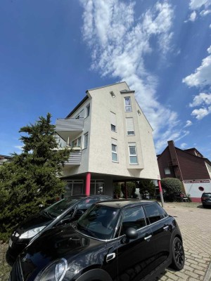 Teilmöblierte 1-Zimmer-Dachgeschosswohnung in Schorndorf - Ideal für Pendler