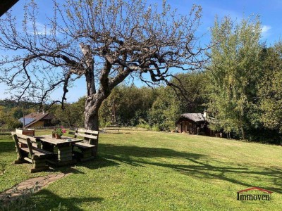 EINZIGARTIG - Wald, Wiesen, Bergblick und ein Bungalow!