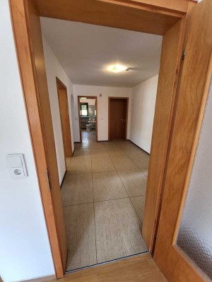 Schöne 4-Zimmer-Wohnung mit Balkon in Teisnach