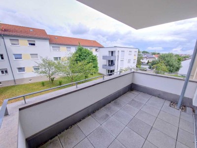 Neuwertige 2-Zimmer-Wohnung mit stufenlosem Zugang, Aufzug und großem Balkon