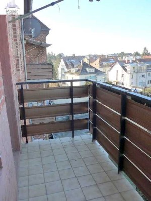 Tolle 3 Zimmer Altbauwohnung mit Balkon - zentrale Lage Nähe TÜV Hanau