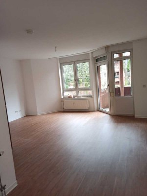 Sanierte 1-Raum-Wohnung mit EBK in Düsseldorf