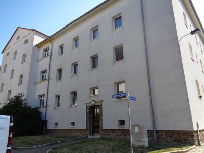 Diese lichtdurchflutete frisch sanierte Wohnung wurde nur für sie saniert !