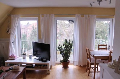 Helle 2 1/2-Zimmerwohnung mit Balkon