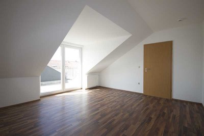 Traumwohnung mit 2 Dachterrassen - ideal für Pendler