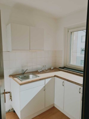 Moderne helle Wohnung mit Balkon und Küche in bevorzugter Wohnlage