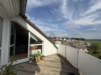 Helle Eigentumswohnung mit Balkon und 2 Stellplätzen