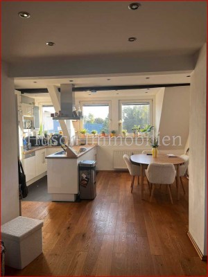 Stilvoll und ruhig! Moderne Dachgeschosswohnung in gemütlicher Lage von Essen-Bochold