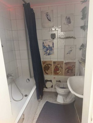 Charmante Altbauwohnung in Düsseldorf-Golzheim zur Zwischenmiete – Voll möbliert & zentral gelegen