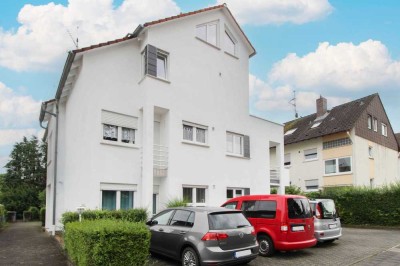 Traumdomizil! Beeindruckende 3-Zi-Maisonette mit sonniger SW- Dachterrasse in Dieburgs grüner Oase