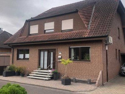 Dachgeschoss-Wohnung in Recklinghausen, 2 Zimmer, renoviert..